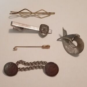 #810.  5 Piece Assorted Vintage, Stick Pin, Best Brooch And Tie Clip Bundle